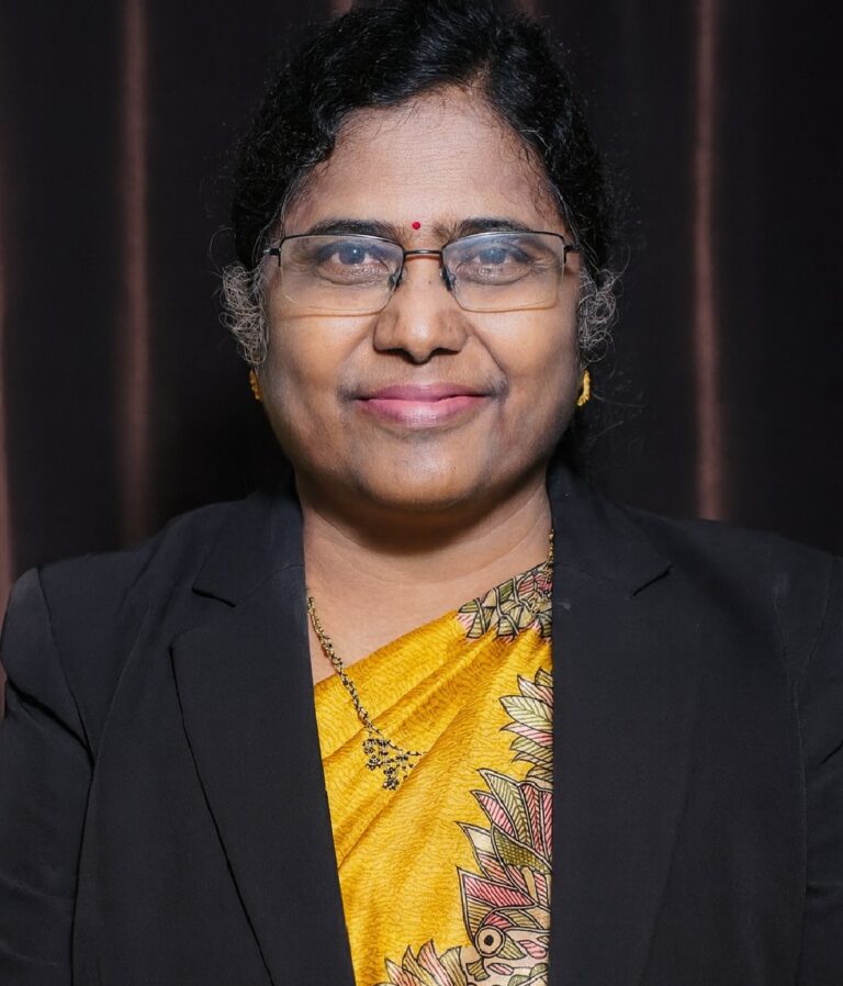 Photo of Ms Revathi MANNEPALLI, candidate